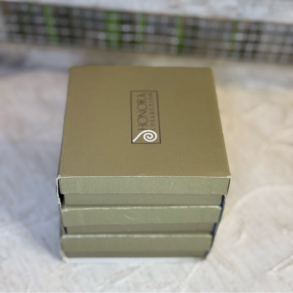 12 Bracelets, 3 piece box set of Honora Freshwater Pearls, 7+mm - Picture 6 of 7